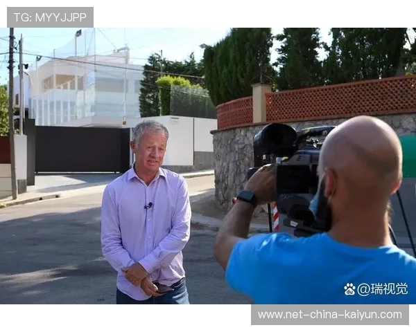 曼联传出引进梅西亲信的内部计划令转会市场炸锅 曼联传出引进梅西亲信的内部计划令转会市场炸锅